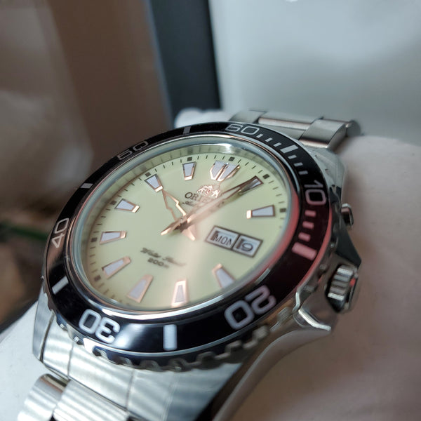 Orient MAKO II XL Lumo Dial Auto Date