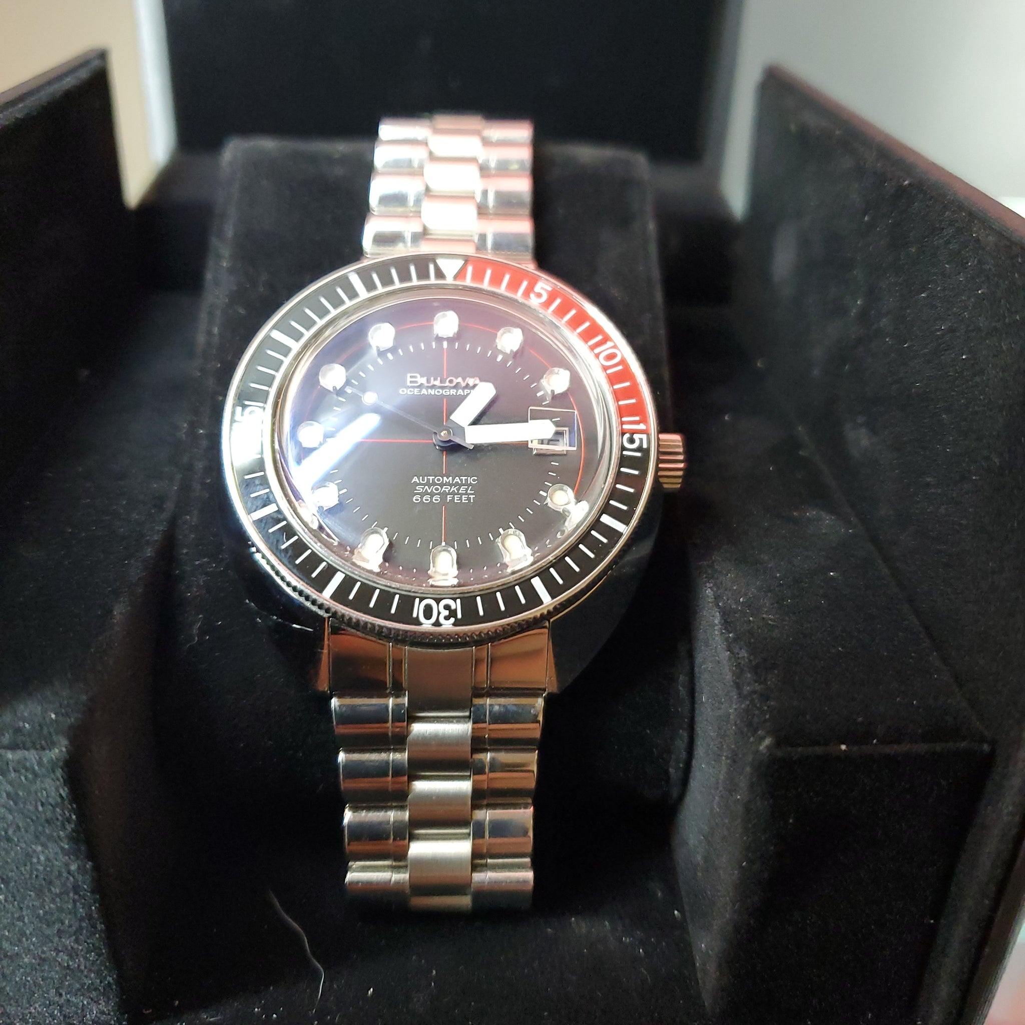 Bulova Devil Diver - Brand New 98B320